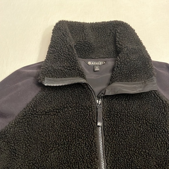 🟡 Athleta Range Sherpa Full Zip Jacket In Black - Picture 3 of 11